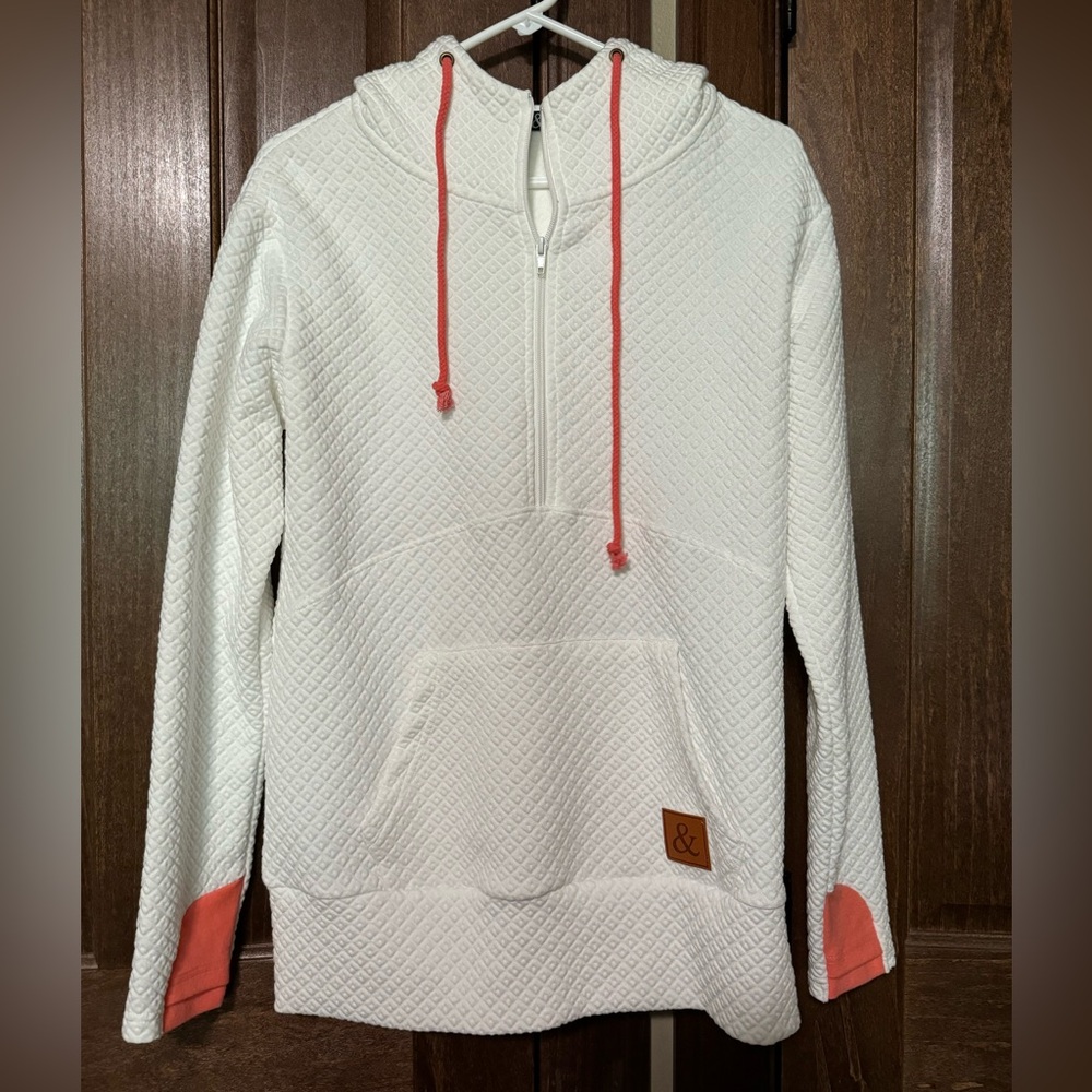 Women’s hooded quarter zip sweatshirt